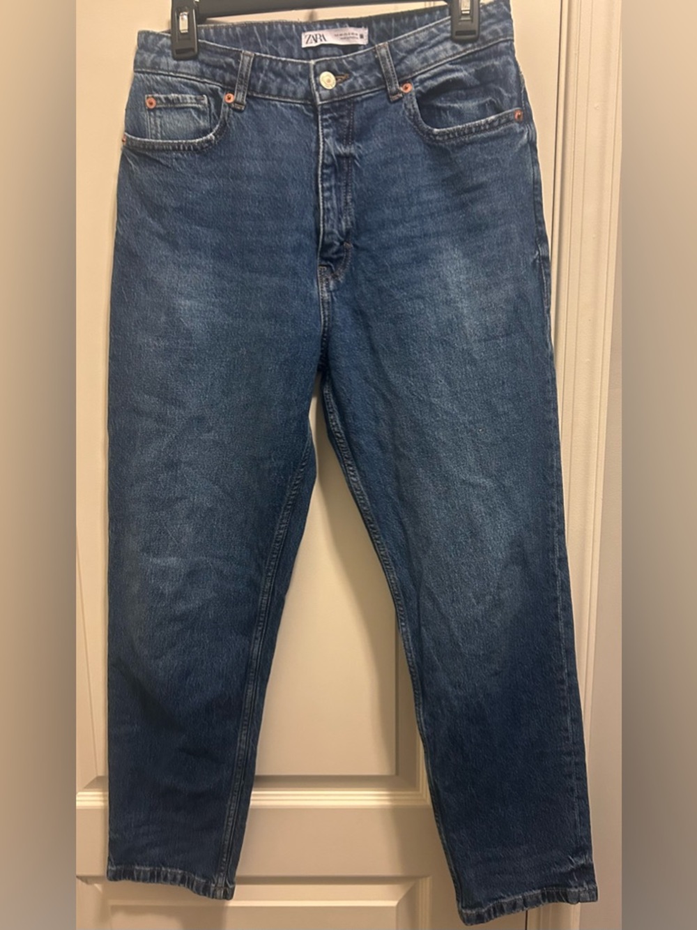 Zara High-Rise Women's 90’s inspired mom Jeans in Indigo Blue